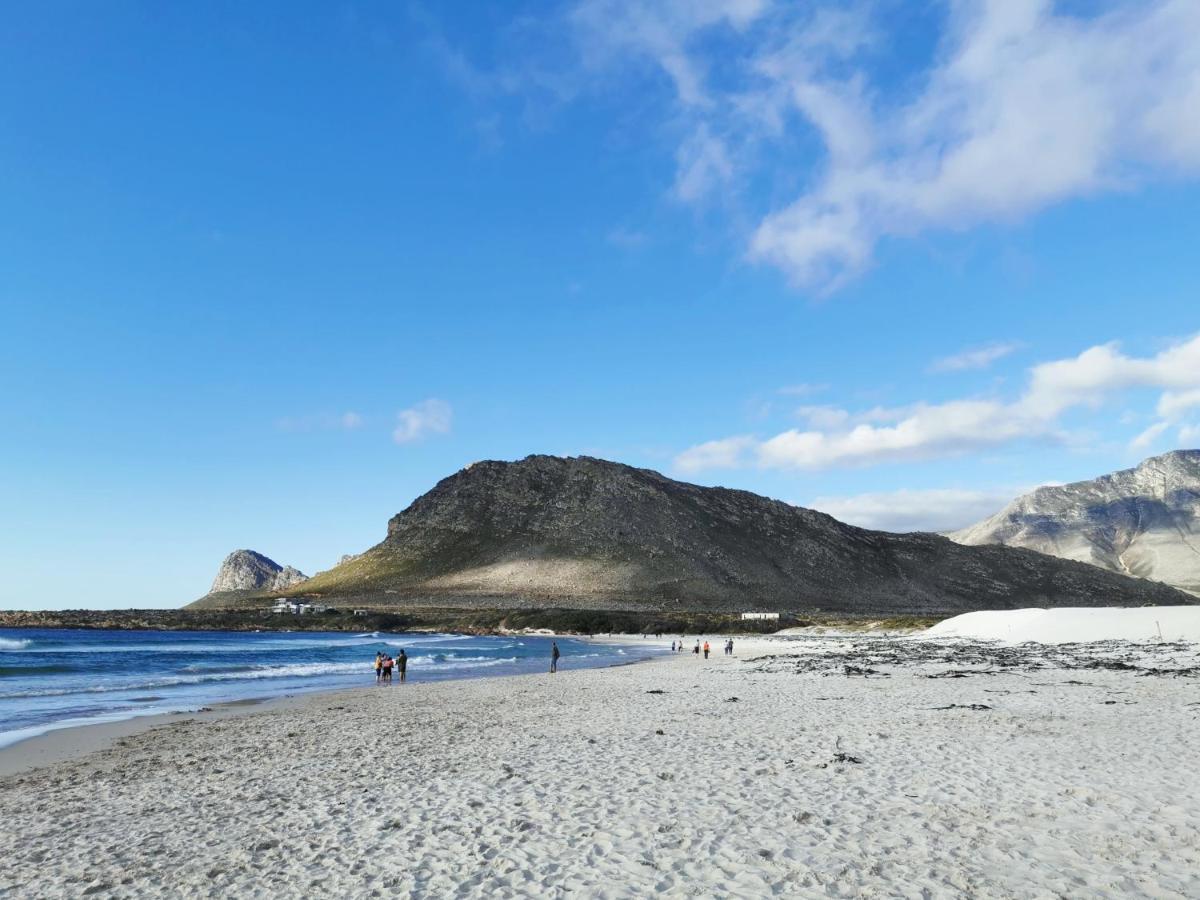 Beachcomber Overnight Stay Pringle Bay - Not Self-Catering المظهر الخارجي الصورة